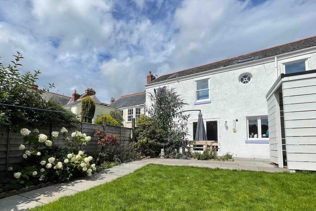 The Hidden House, Dawlish Villa Exterior photo